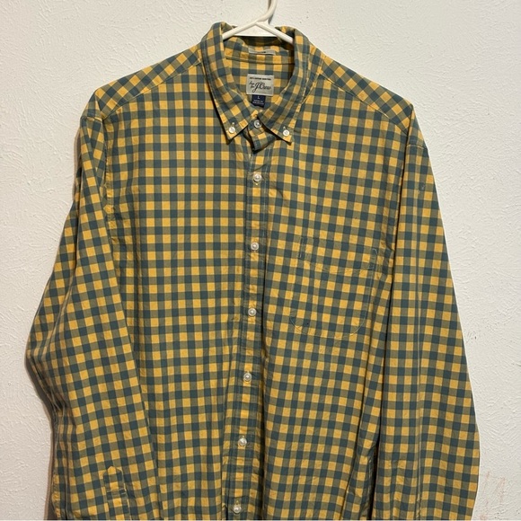 J Crew Shirt Mens Small Checkered Plaid Button Down Slim Fit Sz (L) - Picture 2 of 6